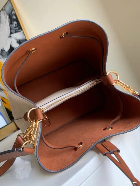 Repladies NEONOE VUITTON LOUIS MM 0513